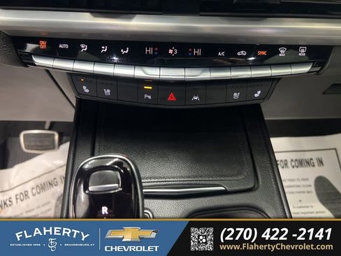 Used 2024 Cadillac XT4 Sport image 31