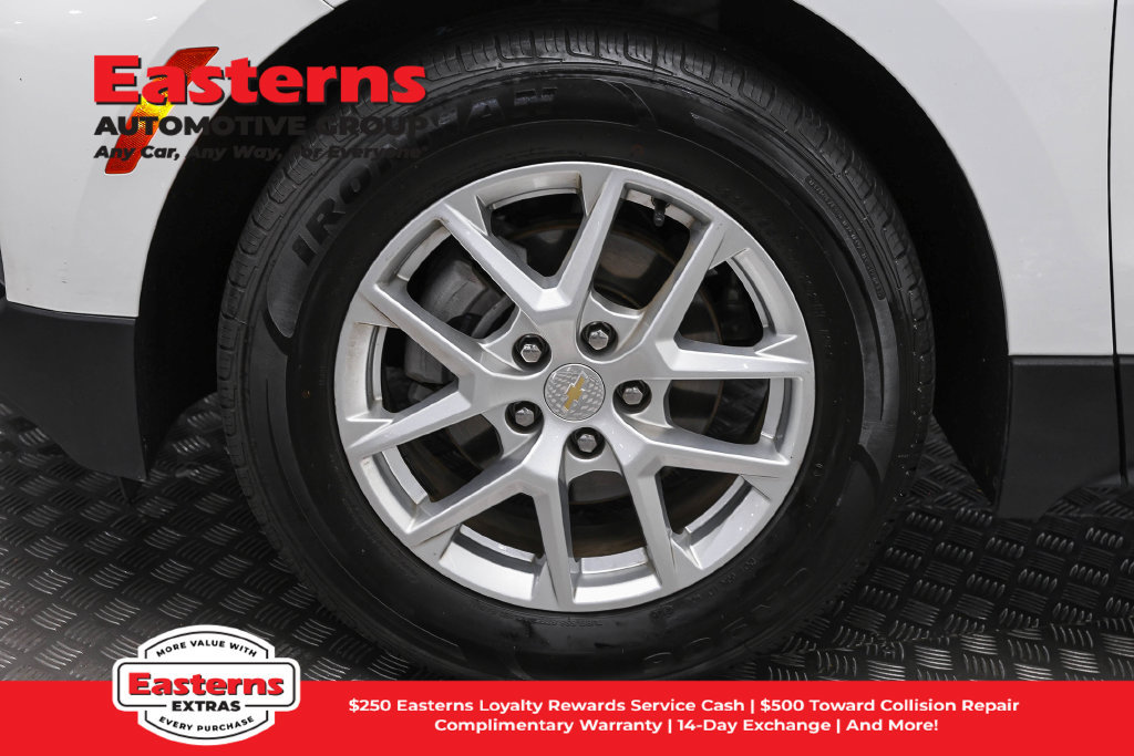 Used 2024 Chevrolet Equinox LT FWD image 32