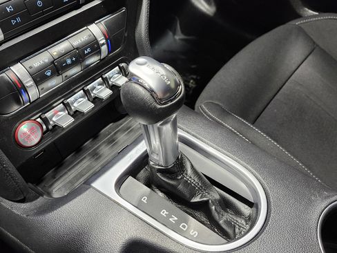 Used 2022 Ford Mustang EcoBoost w/ Equipment Group 101A image 28