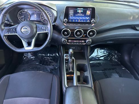 Certified 2022 Nissan Sentra SR w/ Electronics Package FWD image 4