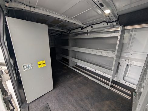 Certified 2019 Ford Transit 250 148 Low Roof image 13