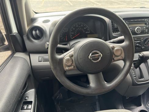 Used 2013 Nissan NV200 S w/ Cruise Control Pkg FWD image 33