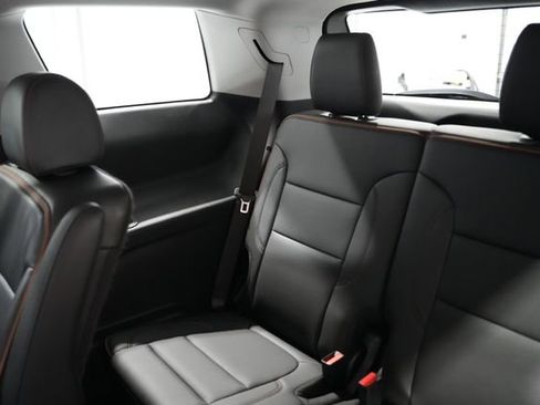 Used 2021 GMC Acadia AT4 w/ LPO, Floor Liner Package AWD/4WD image 16