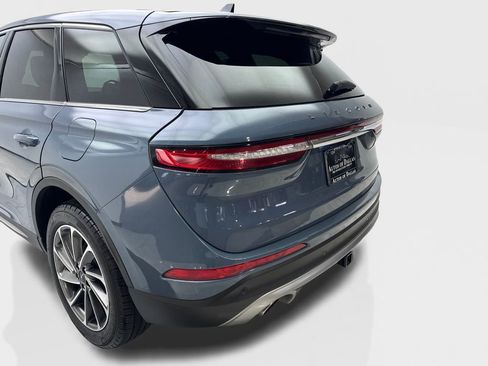 Used 2023 Lincoln Corsair AWD w/ Equipment Group 101A image 19