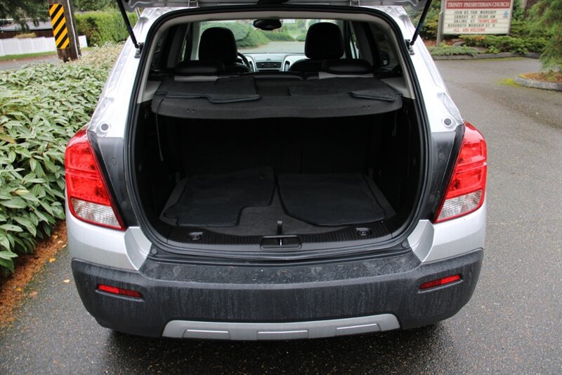Used 2015 Chevrolet Trax LTZ AWD/4WD image 17