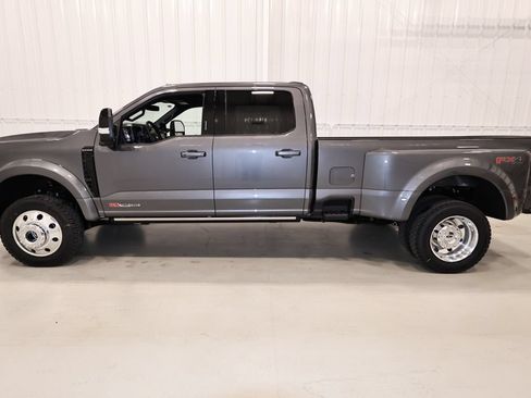 New 2026 Ford F450 Platinum w/ FX4 Off-Road Package AWD/4WD image 6