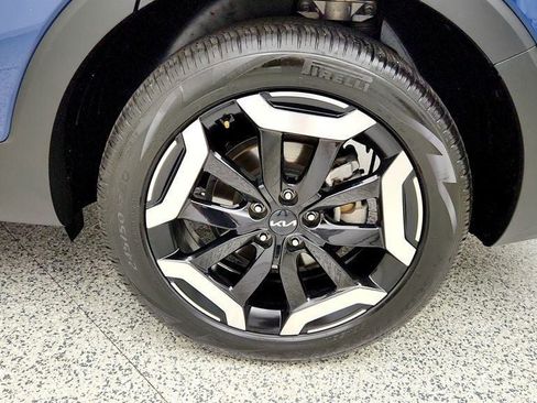 Used 2025 Kia Telluride S AWD/4WD image 9