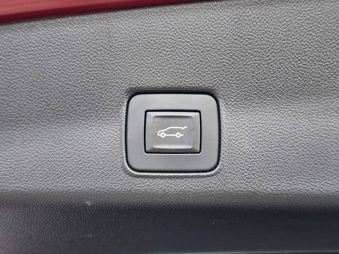 Used 2025 Chevrolet TrailBlazer RS w/ Convenience Package FWD image 31