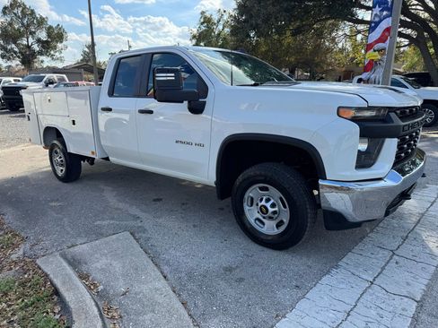 Used 2023 Chevrolet Silverado 2500 W/T w/ WT Convenience Package image 2