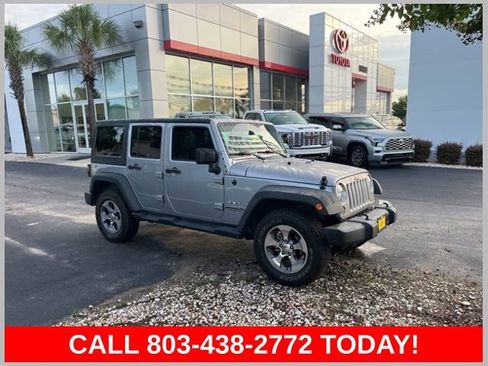 Used 2017 Jeep Wrangler Unlimited Sahara w/ Max Tow Package AWD/4WD image 1