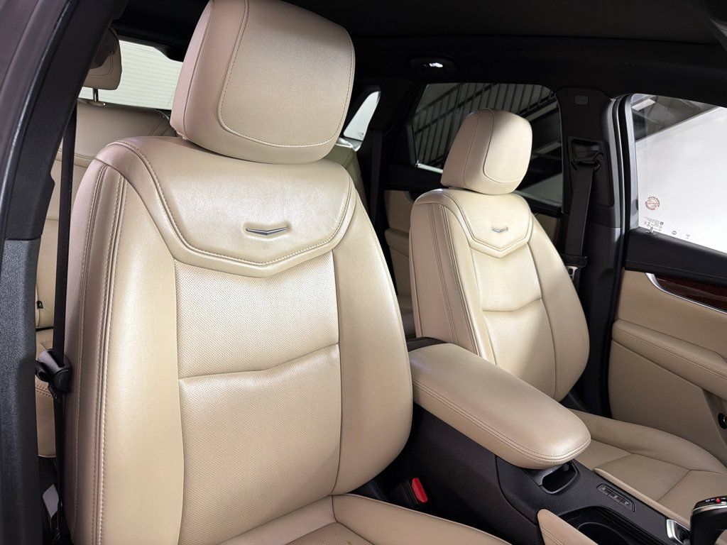 Used 2019 Cadillac XT5 Luxury AWD/4WD image 23