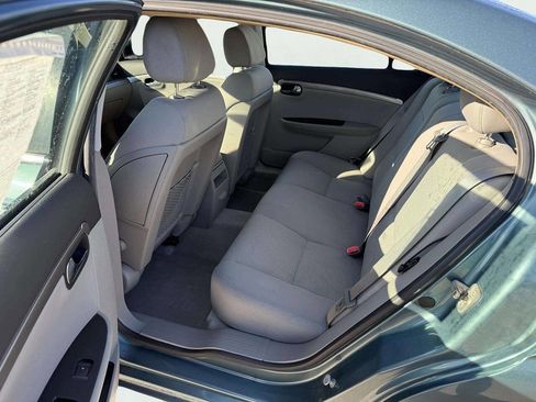 Used 2009 Saturn Aura XE w/ Convenience Package image 11