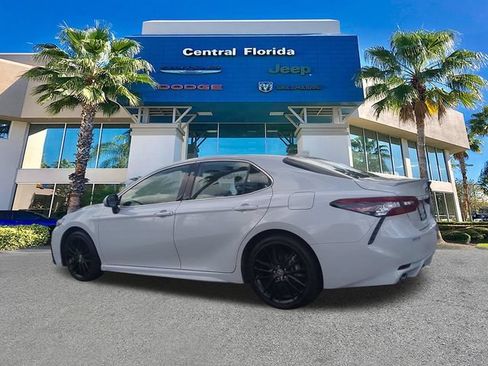 Used 2024 Toyota Camry XSE FWD image 7