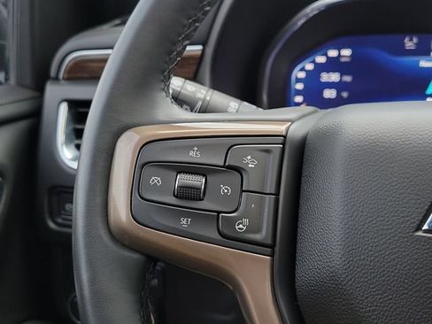 Used 2023 Chevrolet Tahoe High Country AWD/4WD image 13