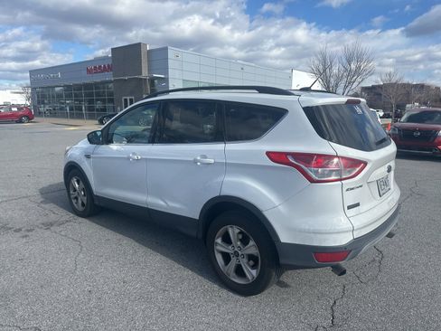 Used 2014 Ford Escape SE w/ Equipment Group 201A image 8