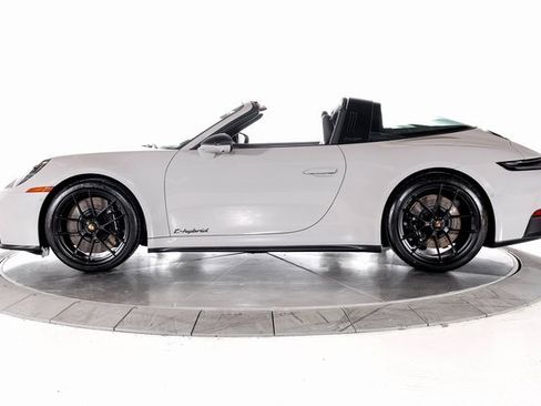 Used 2026 Porsche 911 Targa 4 GTS image 2