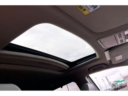 Used 2014 Honda Odyssey EX-L image 23