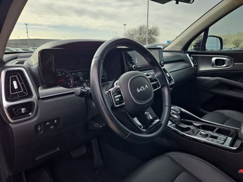 Certified 2022 Kia Sorento SX image 2