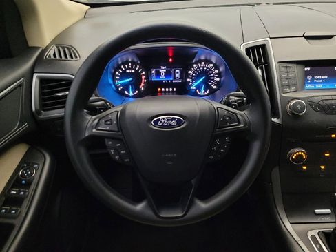 Used 2017 Ford Edge SE FWD image 22