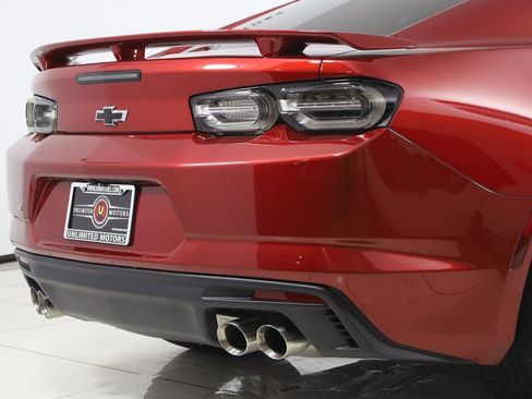 Used 2022 Chevrolet Camaro SS w/ Design Package 1 RWD image 51