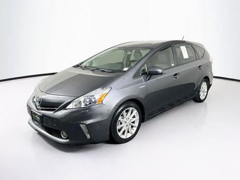 Used 2013 Toyota Prius V Five FWD image 3