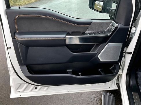 Used 2024 Ford F350 Platinum image 24