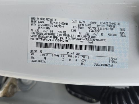 Certified 2020 Ford F450 Platinum AWD/4WD image 35