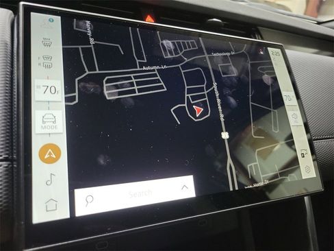 New 2025 Land Rover Discovery Sport Dynamic SE image 33