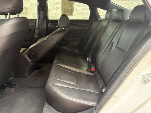 Used 2025 Honda Accord Sport image 14