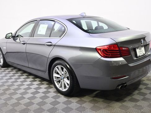Used 2016 BMW 528i xDrive Sedan AWD/4WD image 3