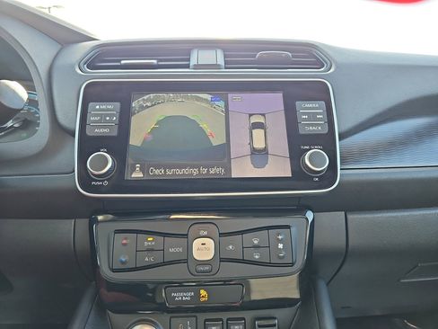 Used 2023 Nissan Leaf SV Plus image 23