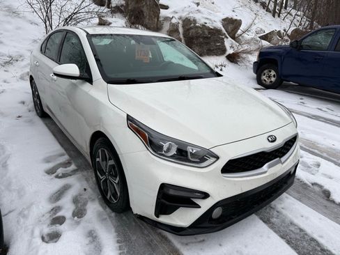 Used 2021 Kia Forte LXS image 1
