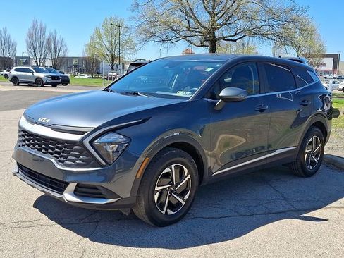 Certified 2023 Kia Sportage LX image 3