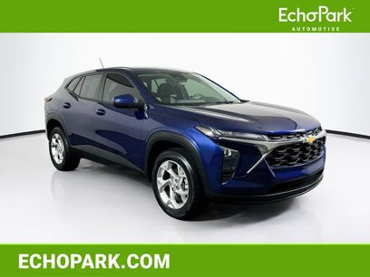 Used 2024 Chevrolet Trax LS w/ LS Convenience Package