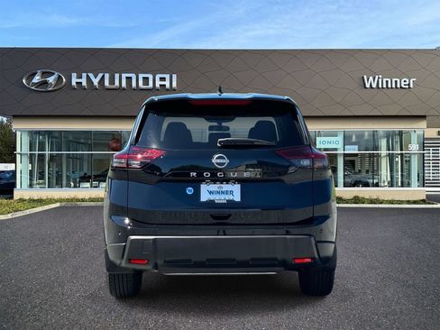 Used 2026 Nissan Rogue S FWD image 3