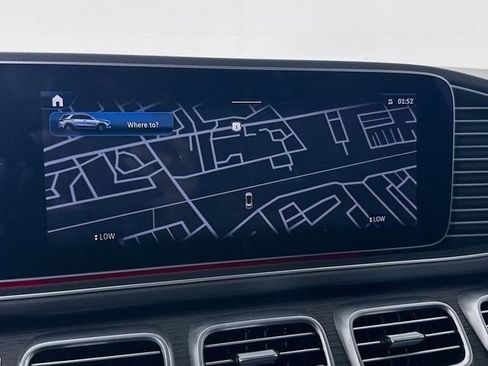Used 2025 Mercedes-Benz GLE 450e 4MATIC image 16