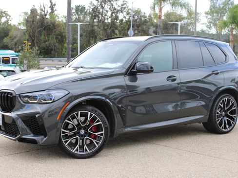 Used 2023 BMW X5 M w/ Competition Package image 1