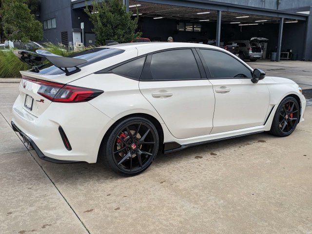 Used 2023 Honda Civic Type R image 5