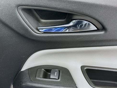 Used 2022 Chevrolet Equinox LT FWD image 54