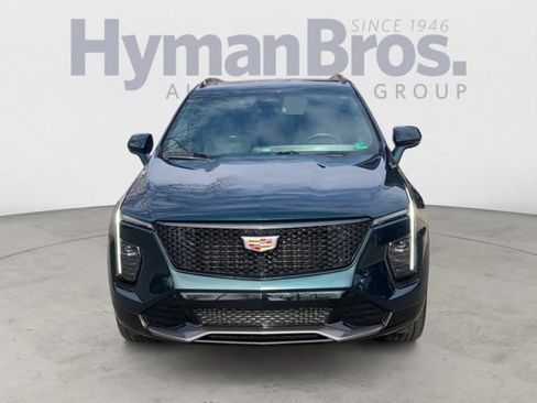 Used 2024 Cadillac XT4 Sport AWD/4WD image 8