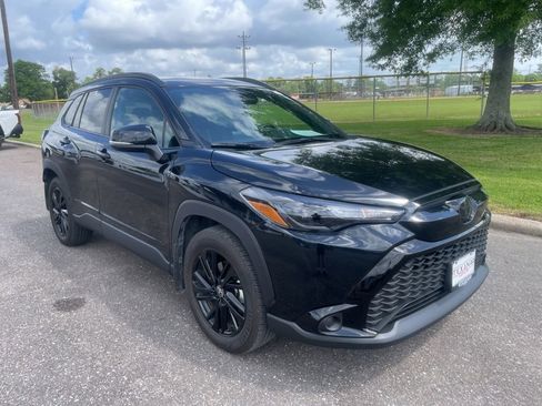 Used 2025 Toyota Corolla Cross AWD Hybrid image 10