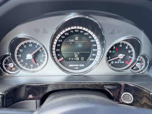Used 2010 Mercedes-Benz E 63 AMG Sedan image 10