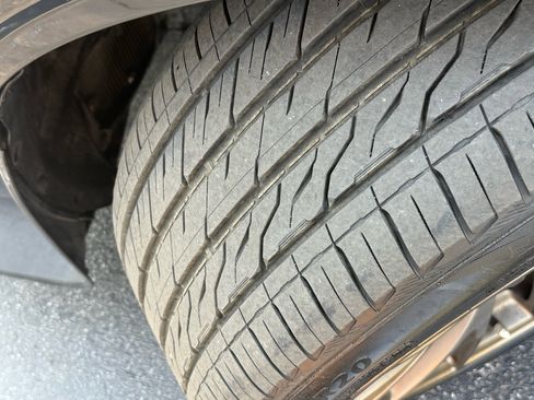 Used 2015 Dodge Challenger SRT Hellcat image 10