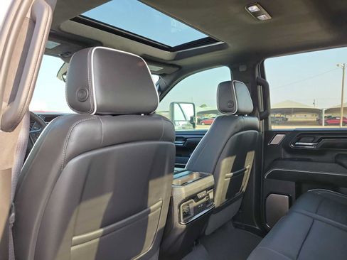 Used 2026 GMC Sierra 2500 AT4X AWD/4WD image 16