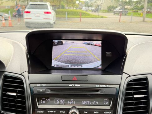 Used 2014 Acura RDX w/ Technology Package AWD/4WD image 23