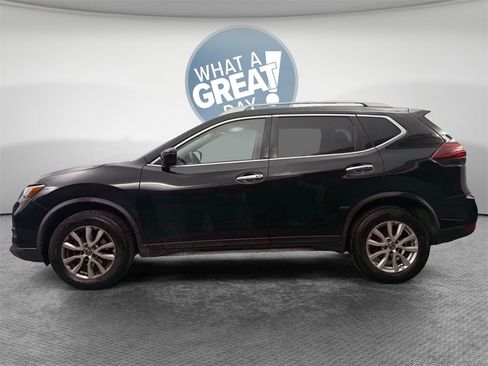 Used 2020 Nissan Rogue SV image 7