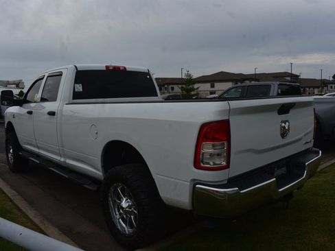 Used 2024 RAM 2500 Tradesman w/ Chrome Appearance Group AWD/4WD image 6