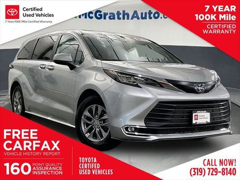 Certified 2023 Toyota Sienna XLE FWD image 1