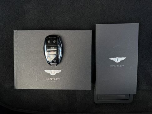 Used 2022 Bentley Continental GT AWD/4WD image 43