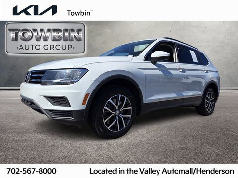 Used 2020 Volkswagen Tiguan SE w/ Panoramic Sunroof Package FWD image 1